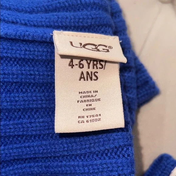 UGG Blue Ribbed Knit Winter Hat - Picture 4 of 4